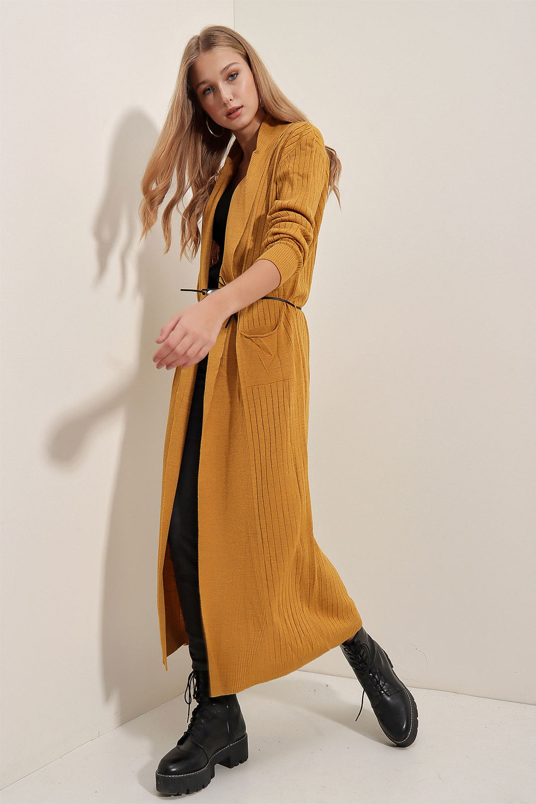 Bigdart Gilet en tricot long 15690 - Moutarde