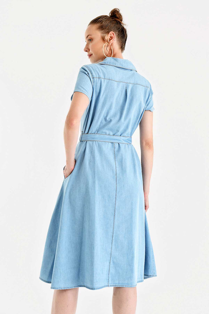 Bigdart 1677 Robe en jean à boutons sur le devant avec ceinture - Bleu