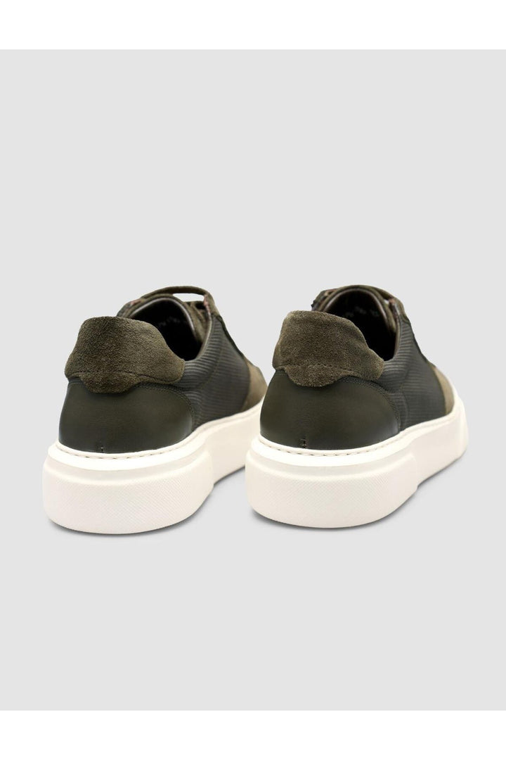 Cabani Shoes Baskets femme en daim avec design en filet kaki - Multicolore