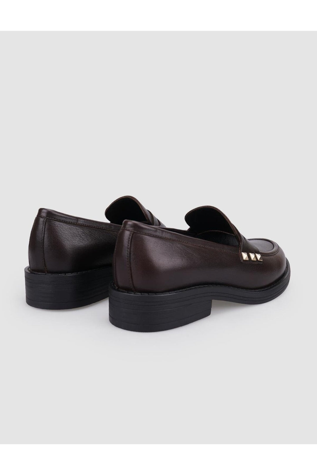 Cabani Shoes %100 Cuir véritable Mocassins femme marron avec détails cloutés - Marron