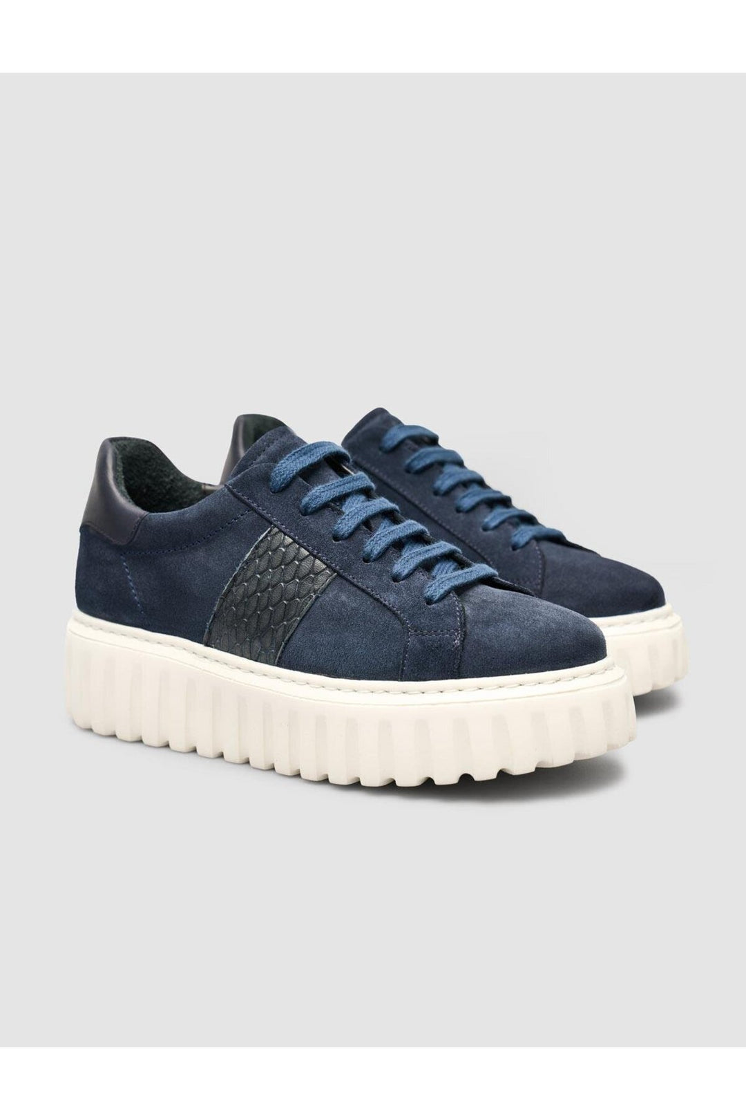 Cabani Shoes Baskets pour femmes en croco en suède à lacets Bleu marine - Bleu marine