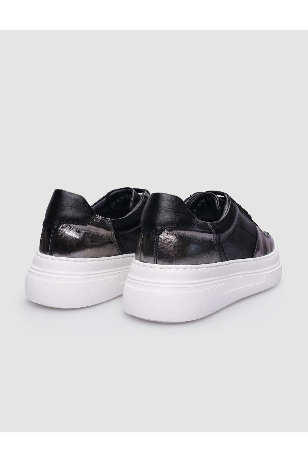 Cabani Shoes %100 Cuir véritable Baskets à lacets noires pour femmes - Multicolore