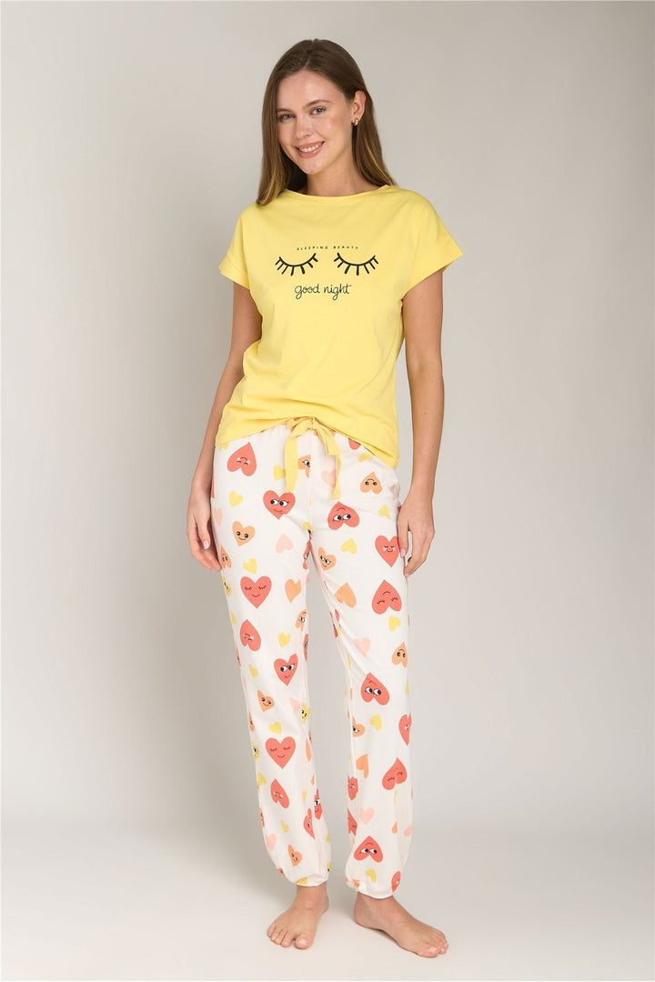 Lovely Things ENSEMBLE DE PANTALONS TSHIRT EN TRICOT DE LEVURE À MANCHES COURTES - Jaune