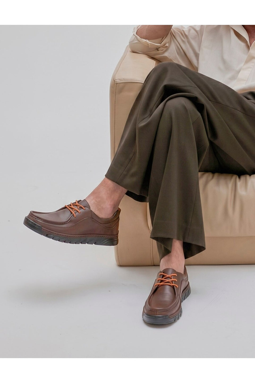 Cabani Shoes Chaussures de confort pour hommes en cuir véritable marron. - Marron