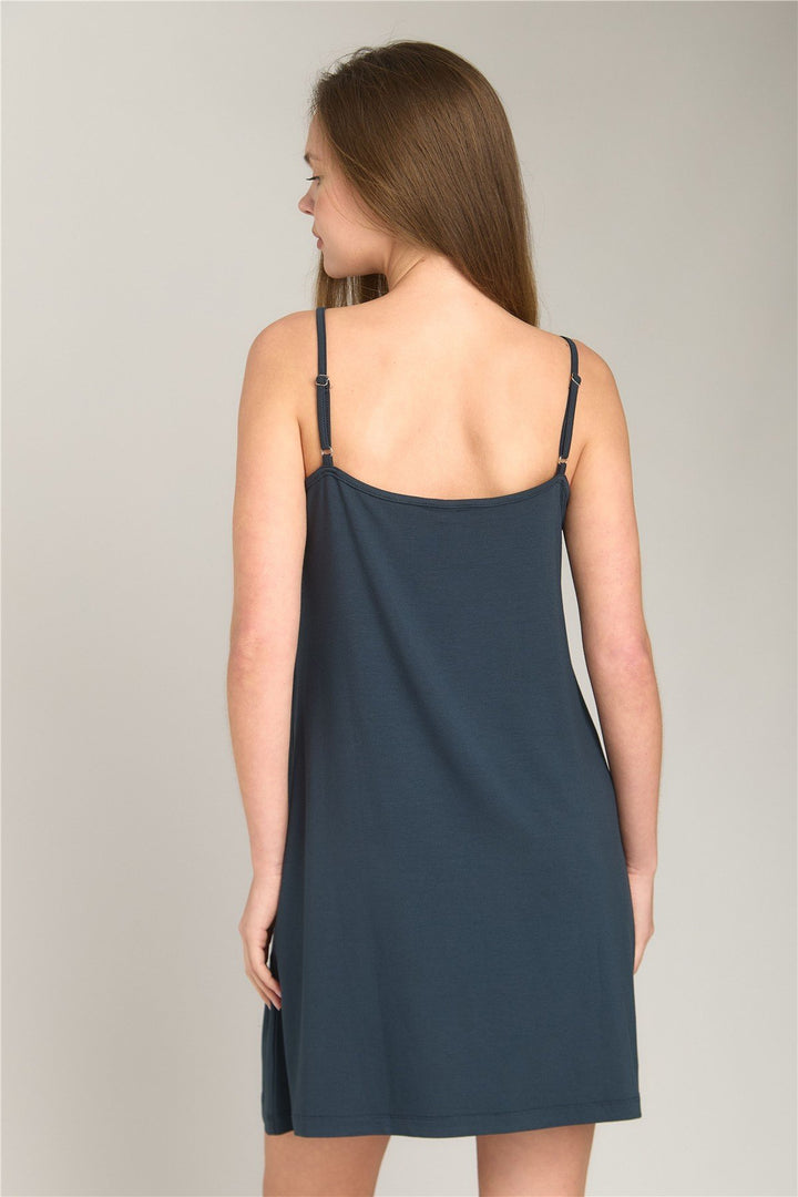 Lovely Things Chemise de nuit en dentelle tricotée ELLA avec sangle en corde - Anthracite