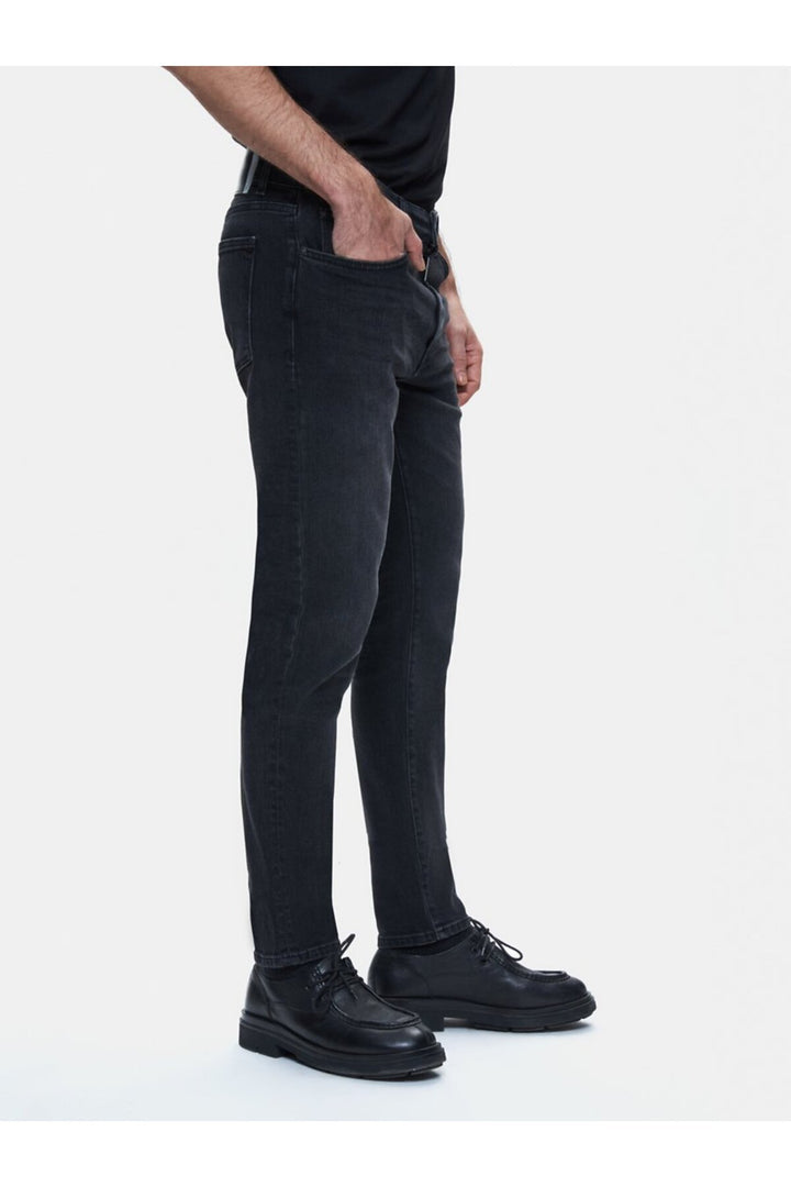 LTB Jean Pantolon Mid Indigo à Taille Moyenne et Jambe Étroite Mateo - Bleu