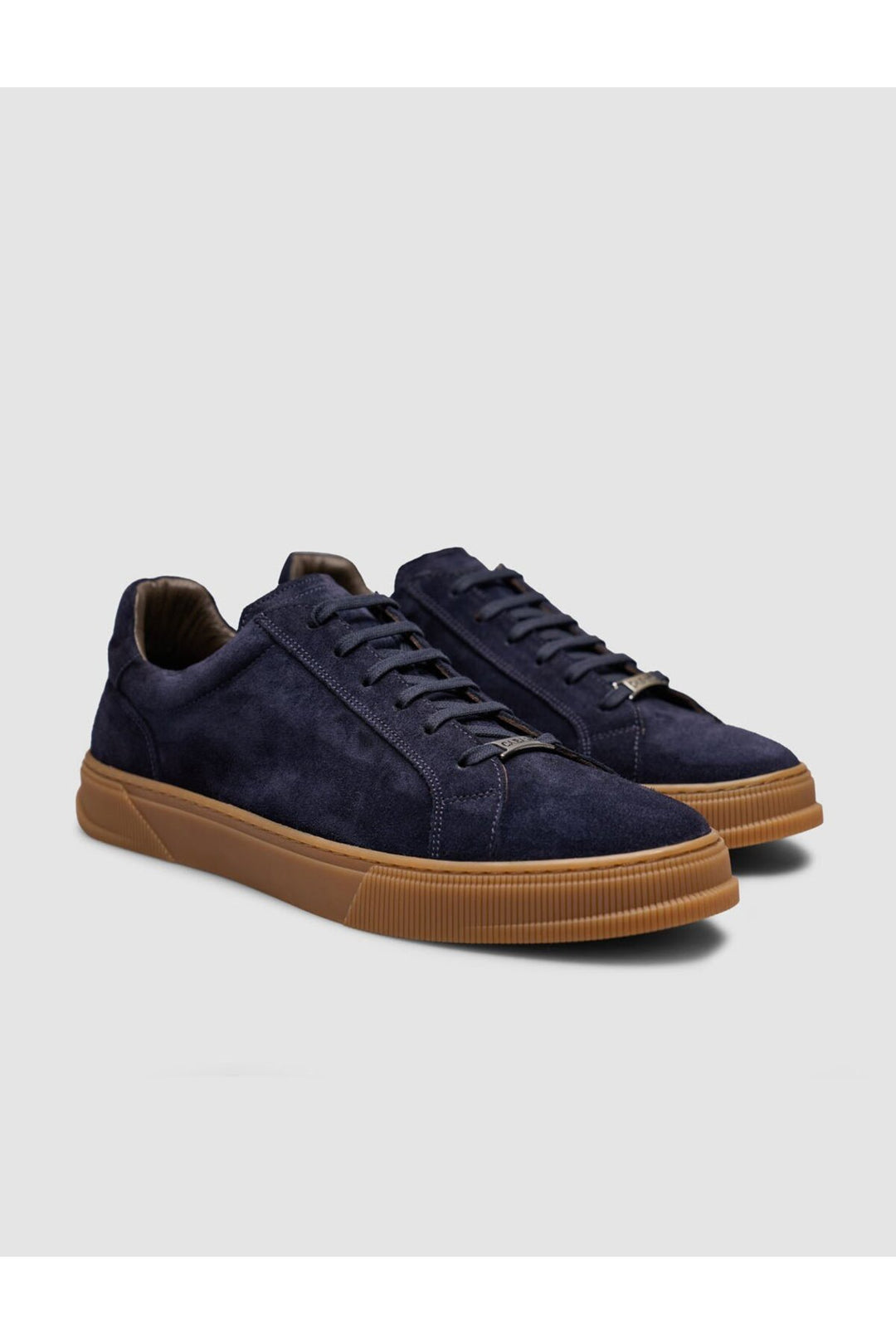 Cabani Shoes Sneaker pour homme en cuir bleu marine à lacets avec semelle marron. - Bleu marine
