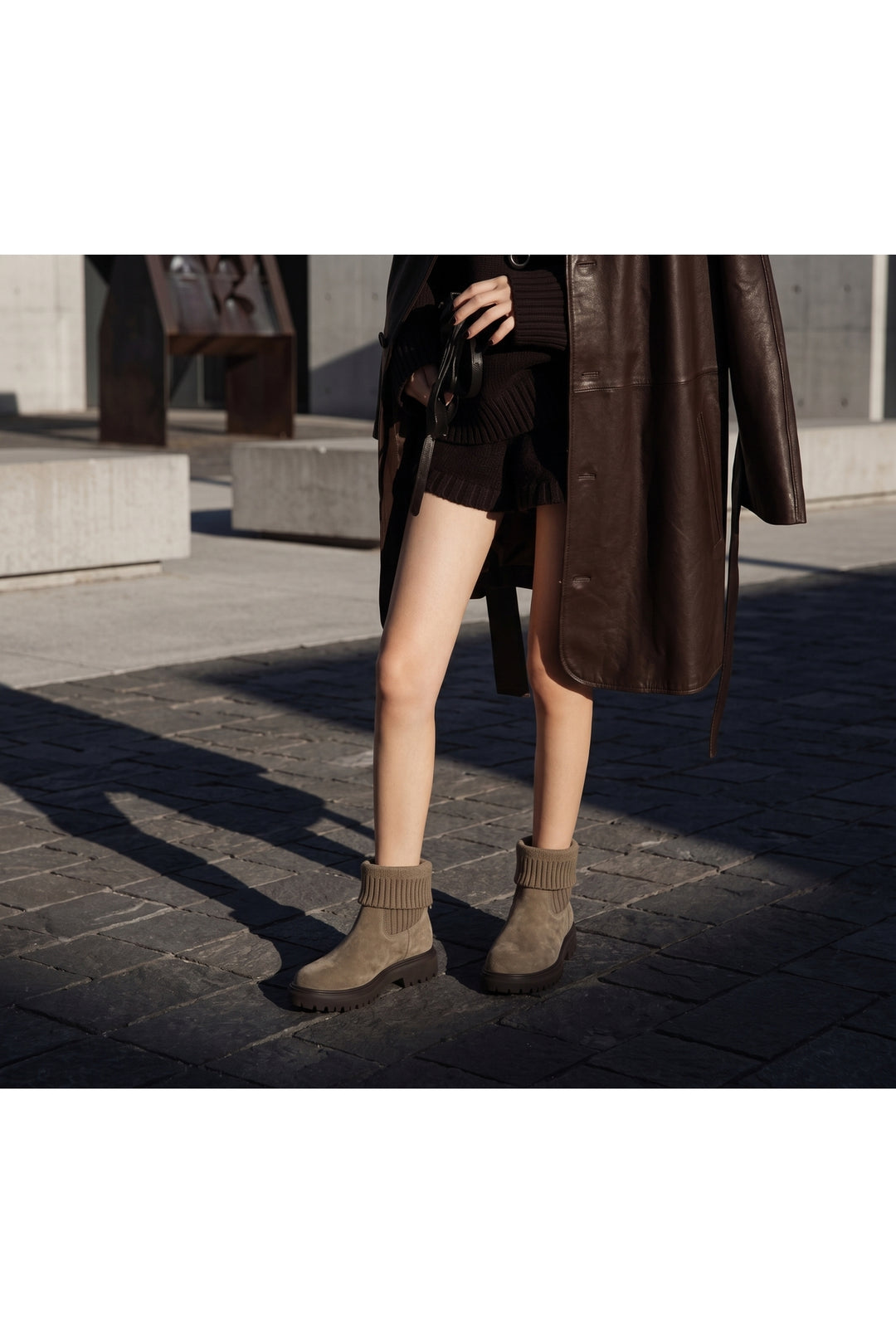 Wavelys RIVER Bottes en cuir suédé véritable kaki avec détails en tressé, faciles à enfiler. - Kaki