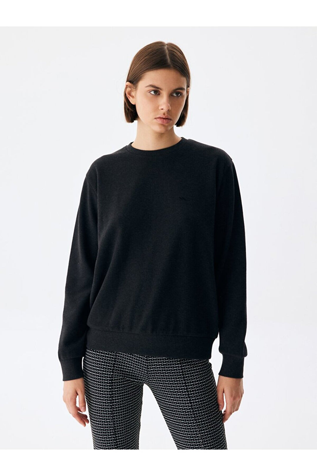 LTB Sweat noir basique à col rond
