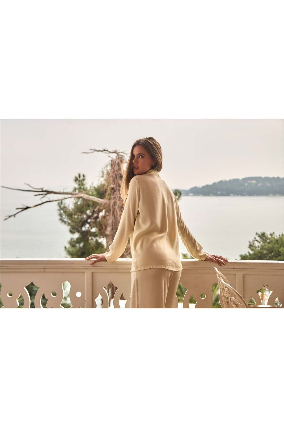 Lovely Things Ensemble pyjama à manches longues en satin DARLENE - Bourgogne