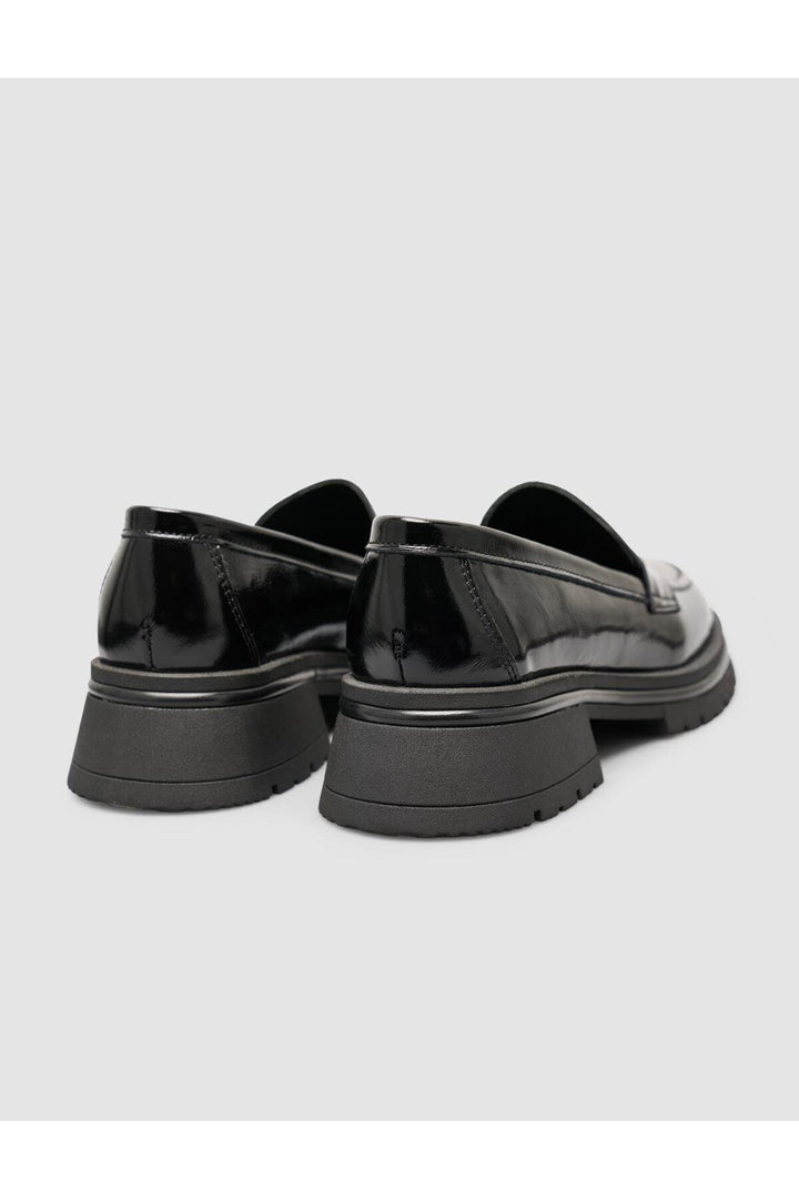 Cabani Shoes Chaussures Loafer Femme en Cuir Verni Noir - Noir