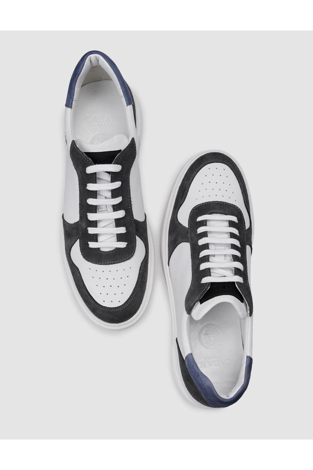 Cabani Shoes Chaussures pour hommes en cuir véritable 100% blanc-gris en suède avec lacets. - Blanc