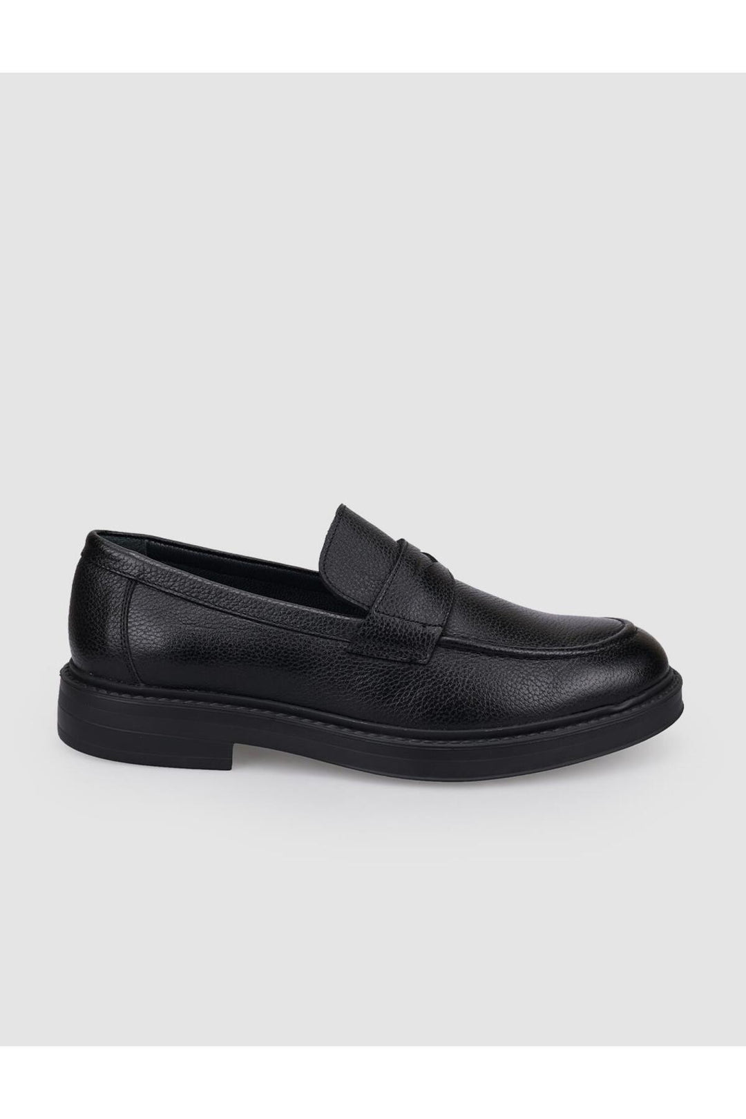 Cabani Shoes Loafer pour homme en cuir véritable noir avec détails de ceinture Villara. - Multicolore