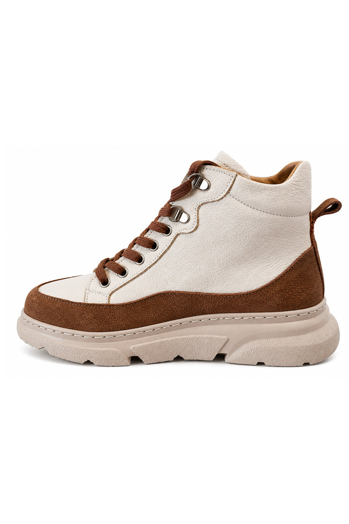 Wavelys Bottine épaisse en cuir véritable beige avec des détails marron. - Beige