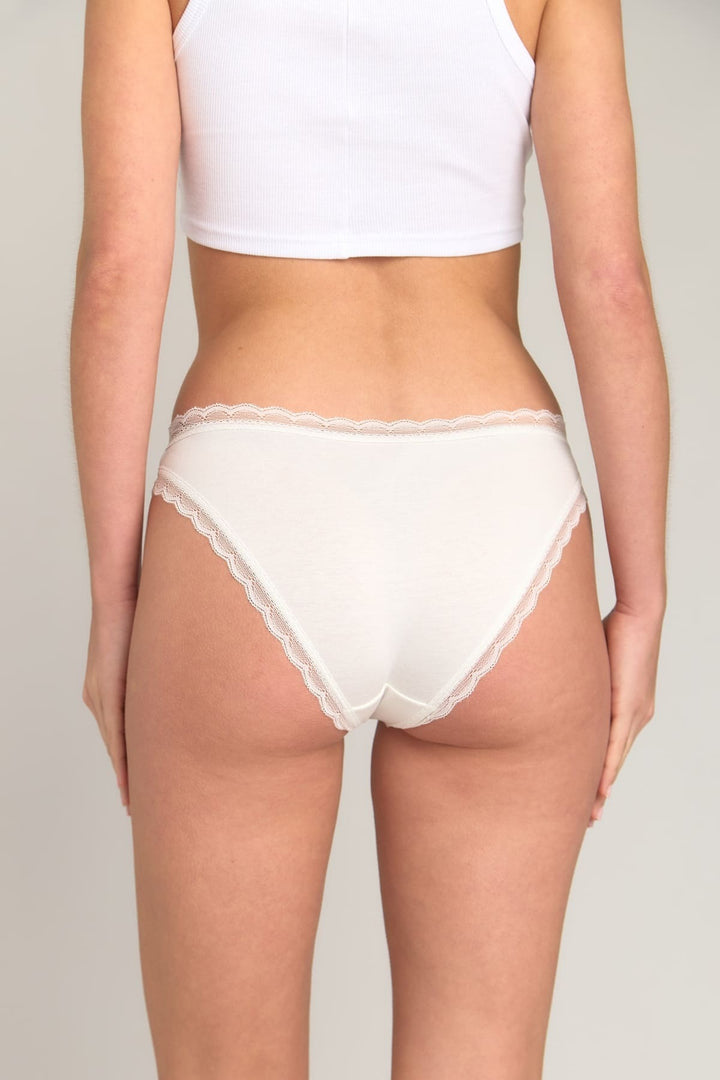 Lovely Things CHERIE Culotte en dentelle mélangée modal - Écru