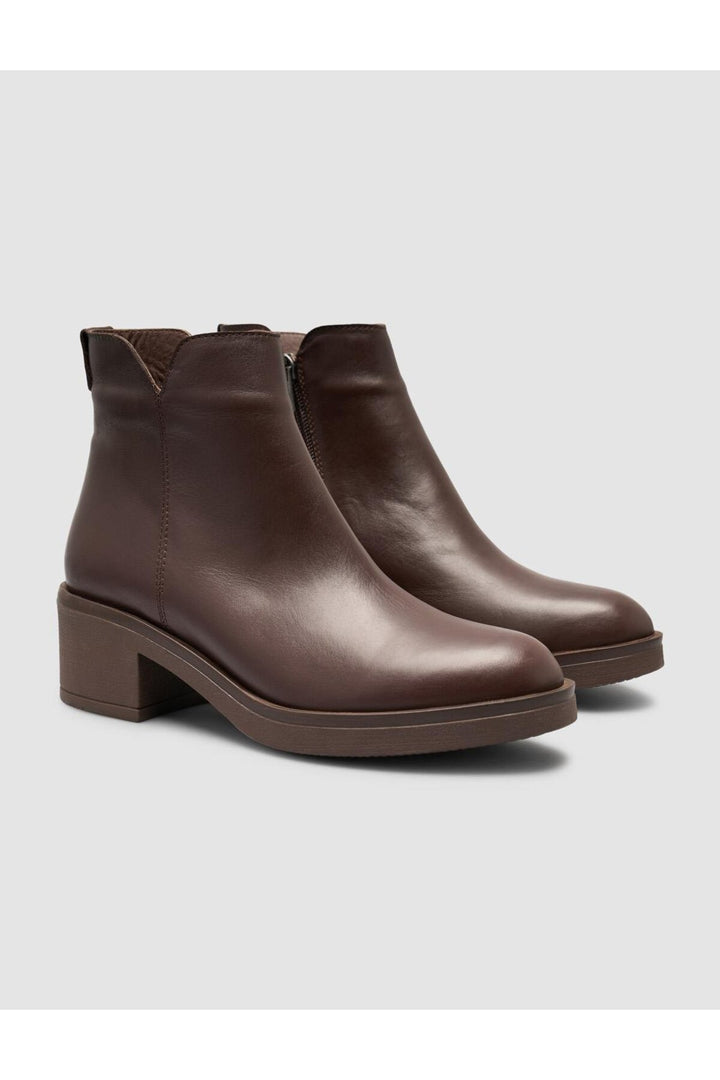 Cabani Shoes Bottines à talons pour femmes en cuir véritable 100 % marron avec clous. - Marron