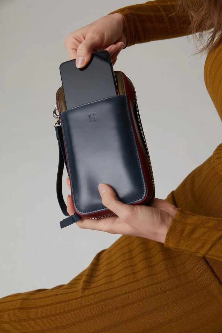 Helmbrook Sac Carlye en cuir véritable bleu marine kaki unisexe zippé Rfid protégé avec bracelet à poche sur le devant