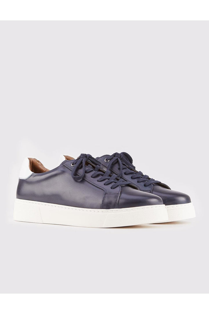 Cabani Shoes Chaussures de sport pour hommes en cuir véritable bleu marine à lacets avec détails de couture sur les côtés. - Bleu marine