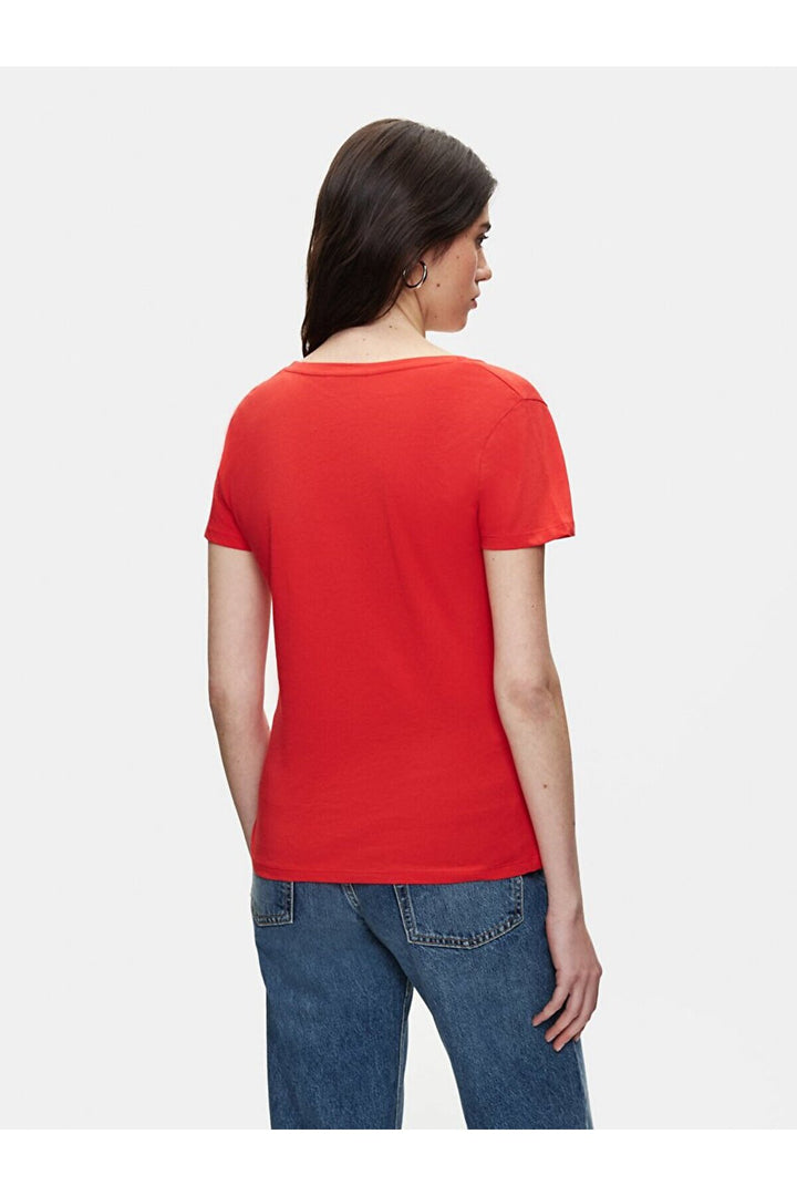 LTB T-shirt rouge régulier à manches courtes et col en V pressé