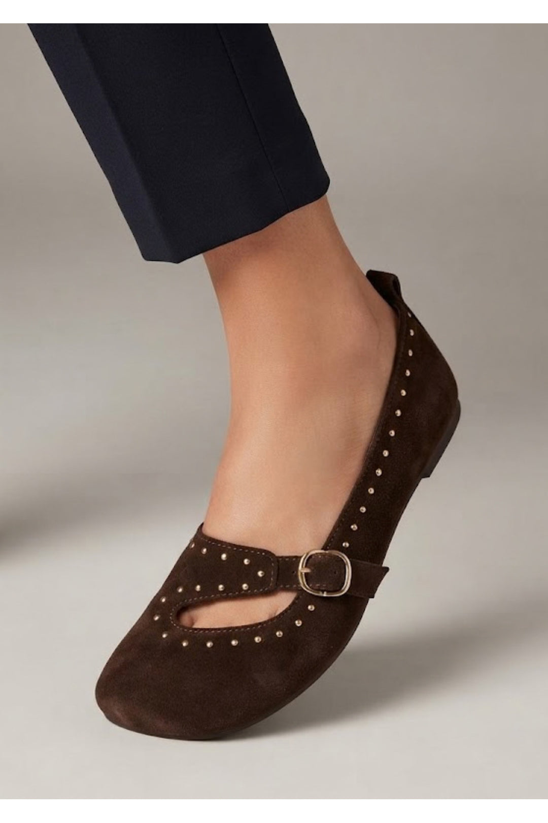 Wavelys AXEL Ballerines en cuir suédé véritable marron à semelle confortable avec détails à lacets - Marron