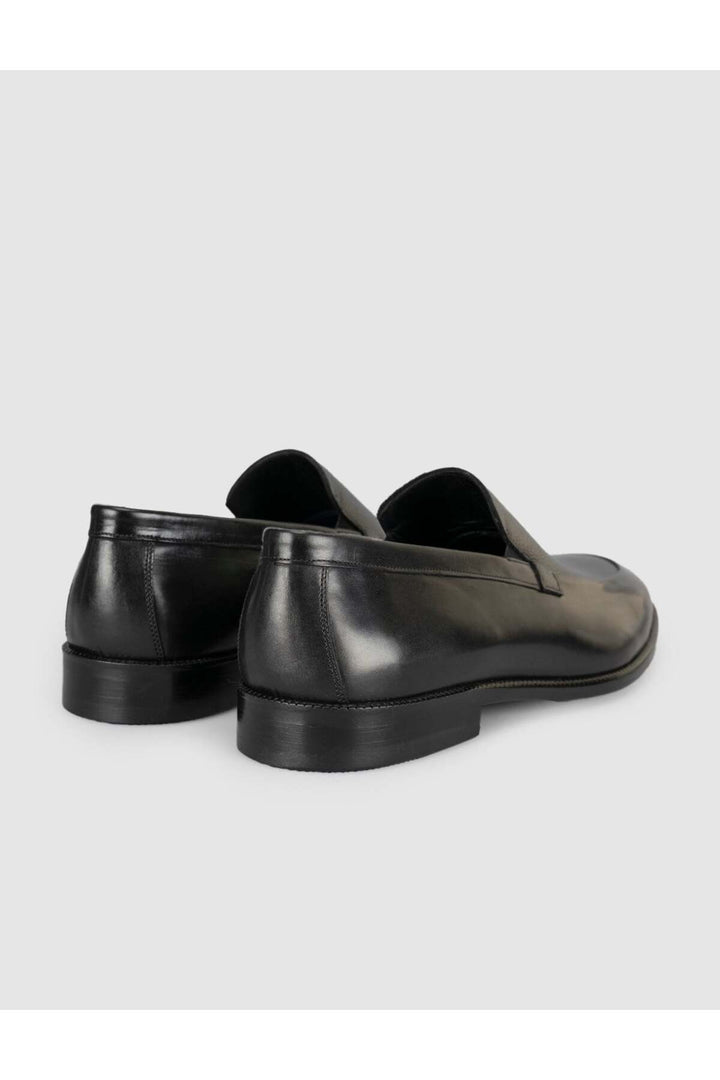 Cabani Shoes Chaussures en cuir classiques noires - Multicolore
