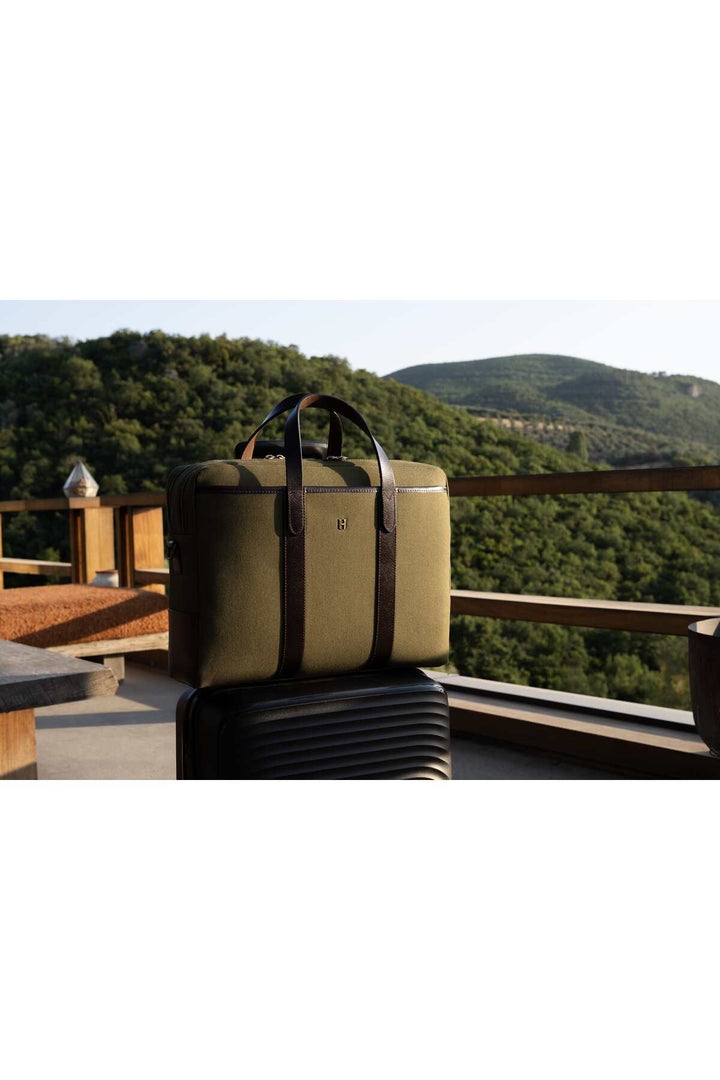 helmbrook Sac pour ordinateur portable Benedict en cuir véritable 15,6"à deux compartiments pour homme