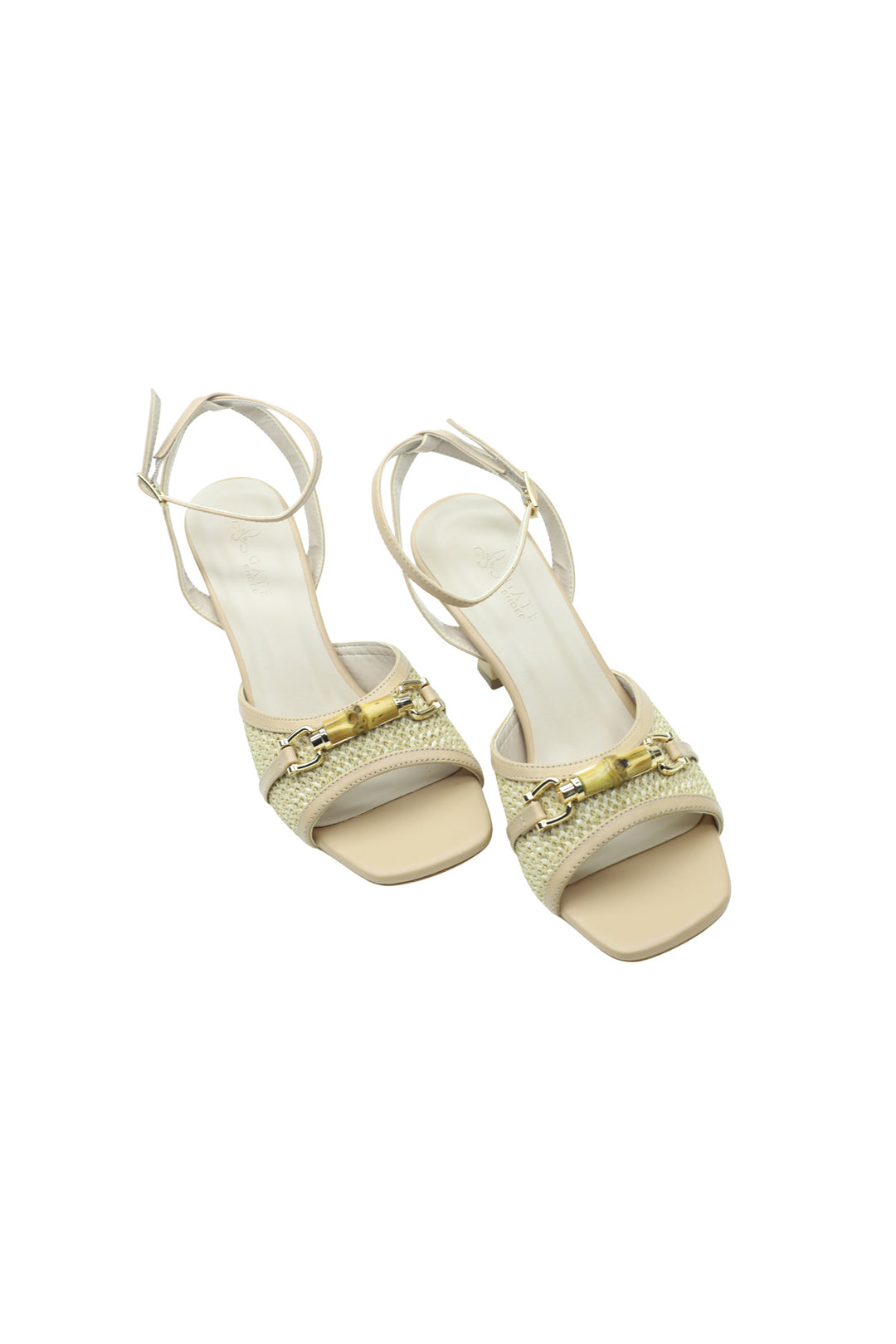 Wavelys MORONE Sandales à talons en simili cuir pour femmes avec accessoires dorés - Beige