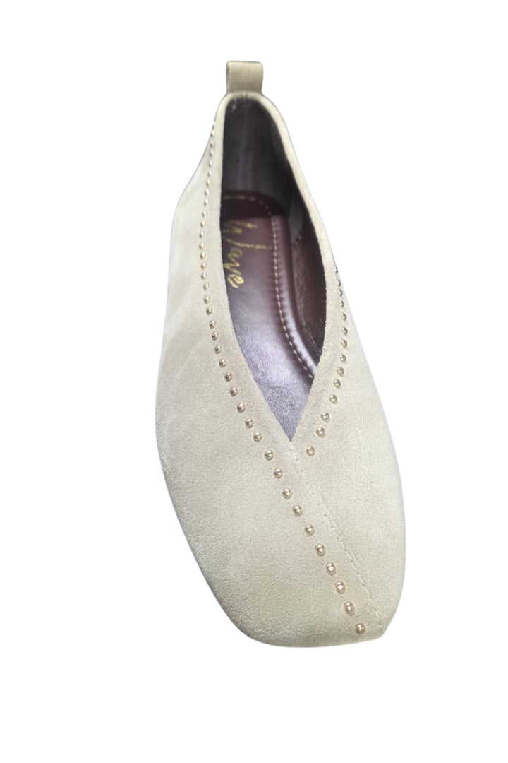 Wavelys VANESA Ballerines en cuir suédé véritable à semelle confortable avec détails cloutés - Beige