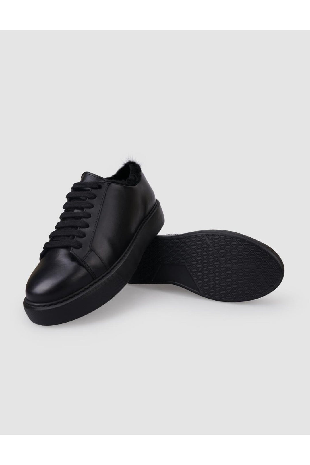 Cabani Shoes Baskets de sport pour femmes en cuir véritable noir avec fourrure et lacets à 100%. - Noir