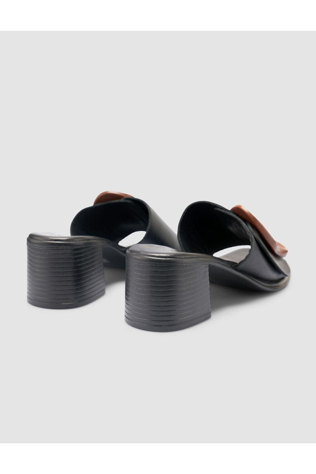 Cabani Shoes Sandales pour femmes noires avec détail de boucle en cuir véritable 100% - Multicolore