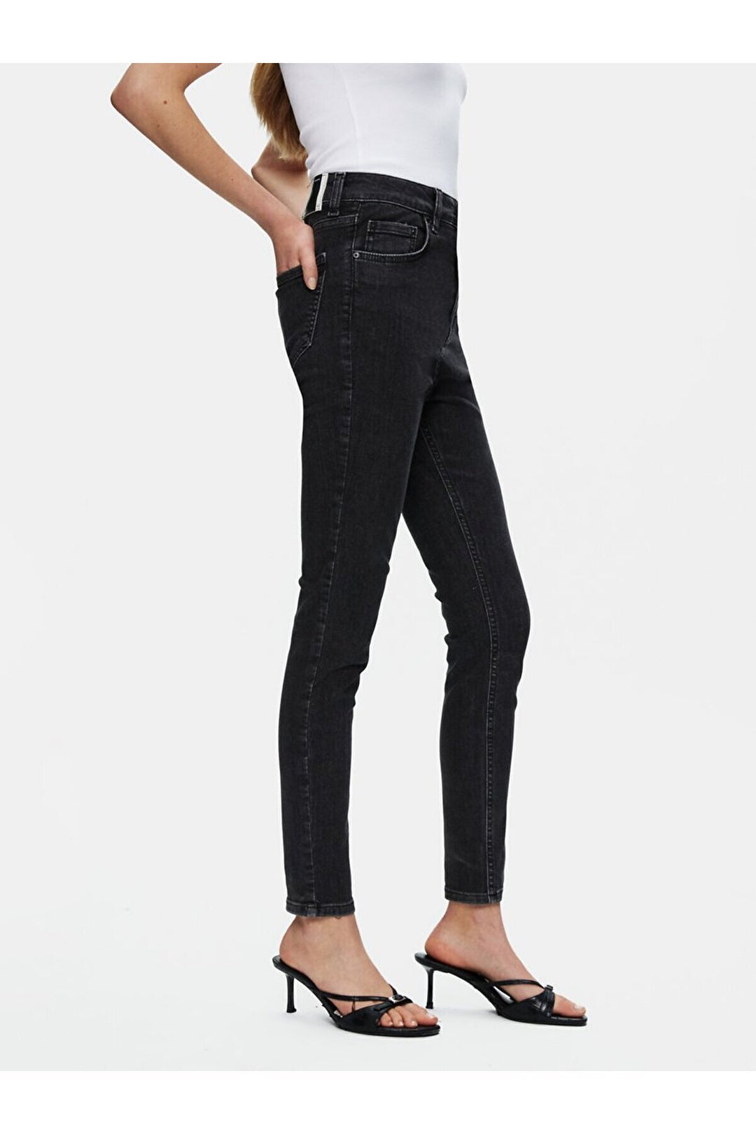 LTB Jean taille haute jambe étroite Marcella X