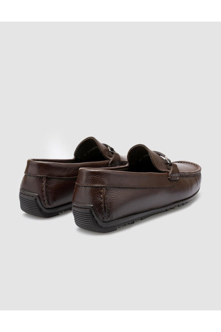 Cabani Shoes Mocassin pour homme en cuir véritable avec détail de boucle marron. - Marron