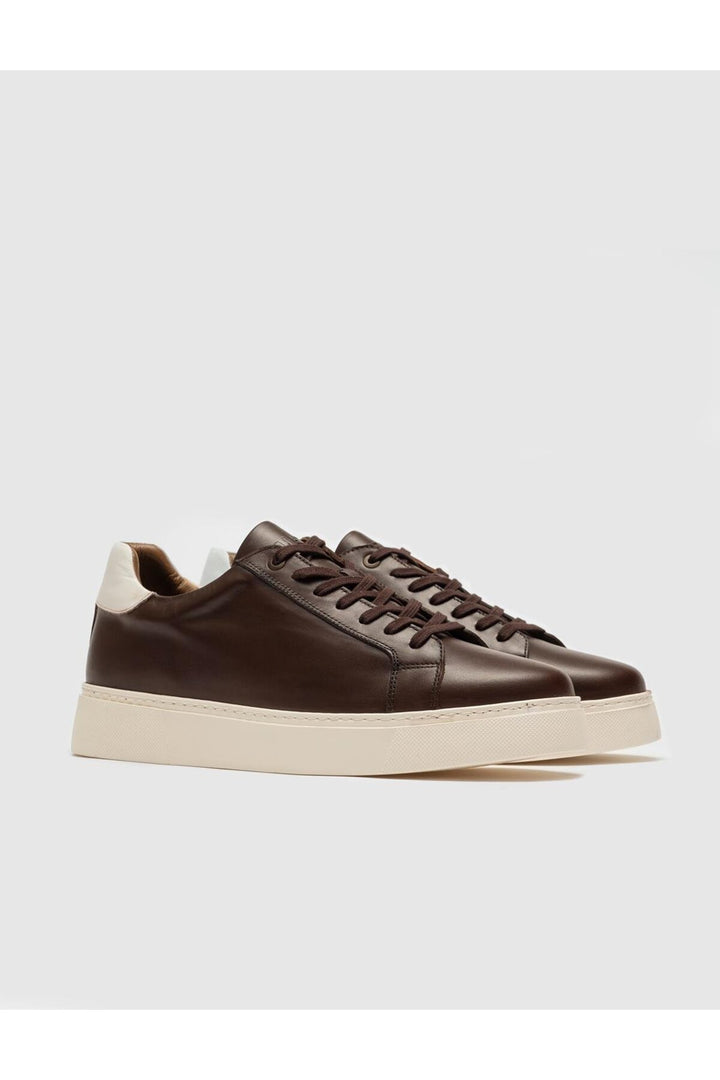 Cabani Shoes Chaussures de sport pour hommes en cuir véritable marron avec détails de couture sur les côtés et lacets. - Marron