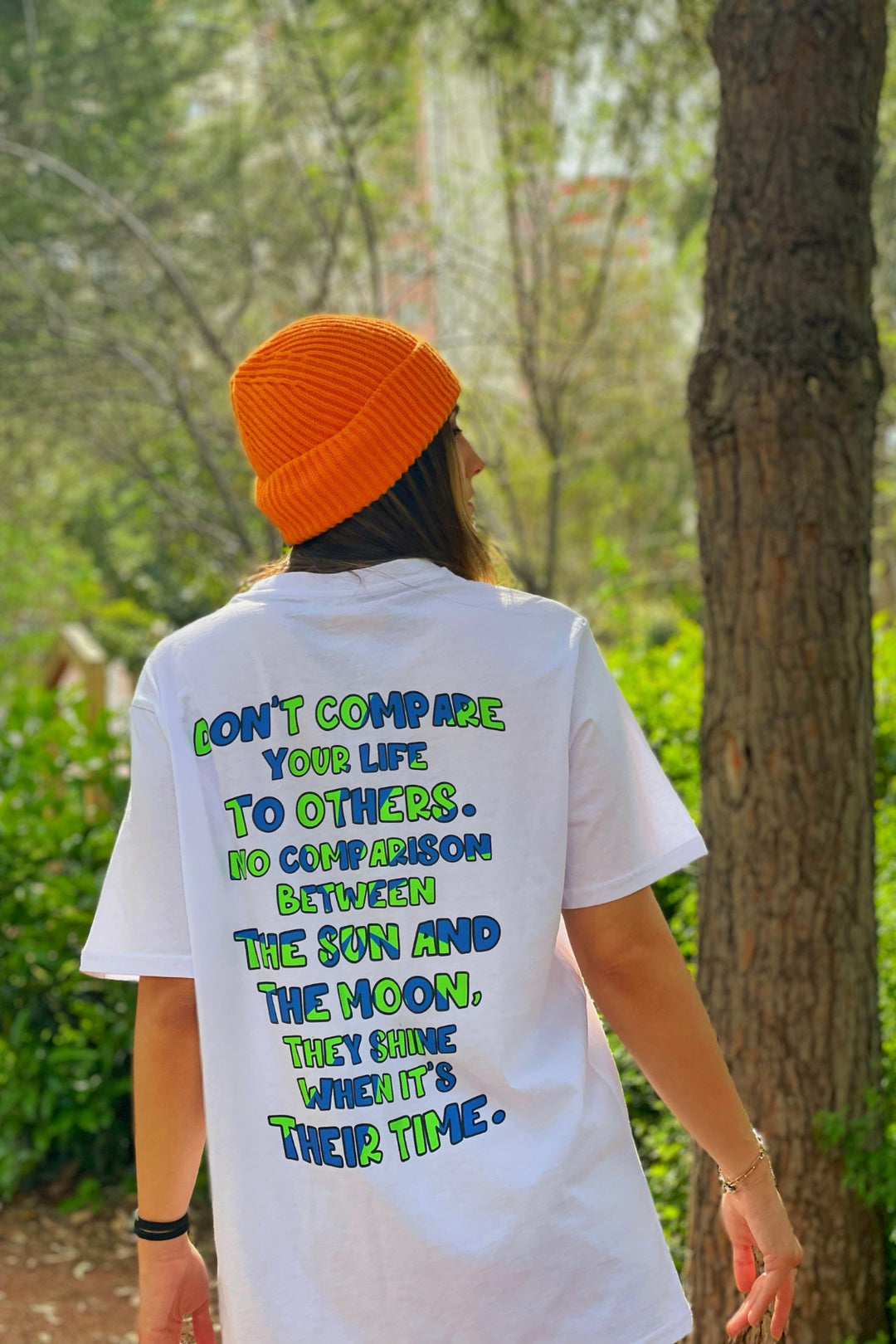 Hipnotico T-shirt Ne comparez pas votre vie à celle des autres - Multicolore