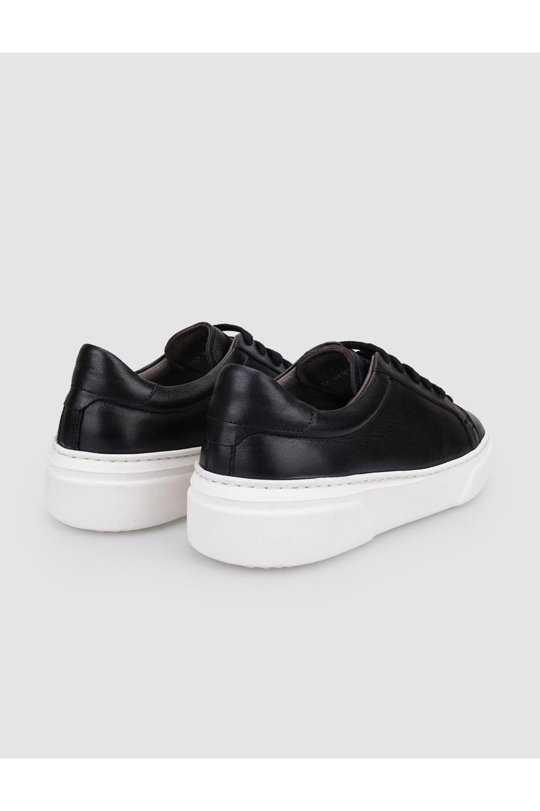 Cabani Shoes Chaussures de sport pour femmes en cuir véritable noir à lacets 100% - Noir