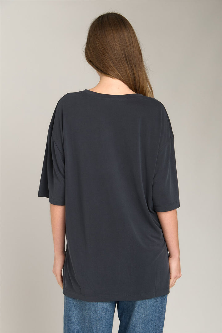 Lovely Things ARIANA T-shirt à fente Oversize Vêtements de dessus Haut de pyjama - Anthracite