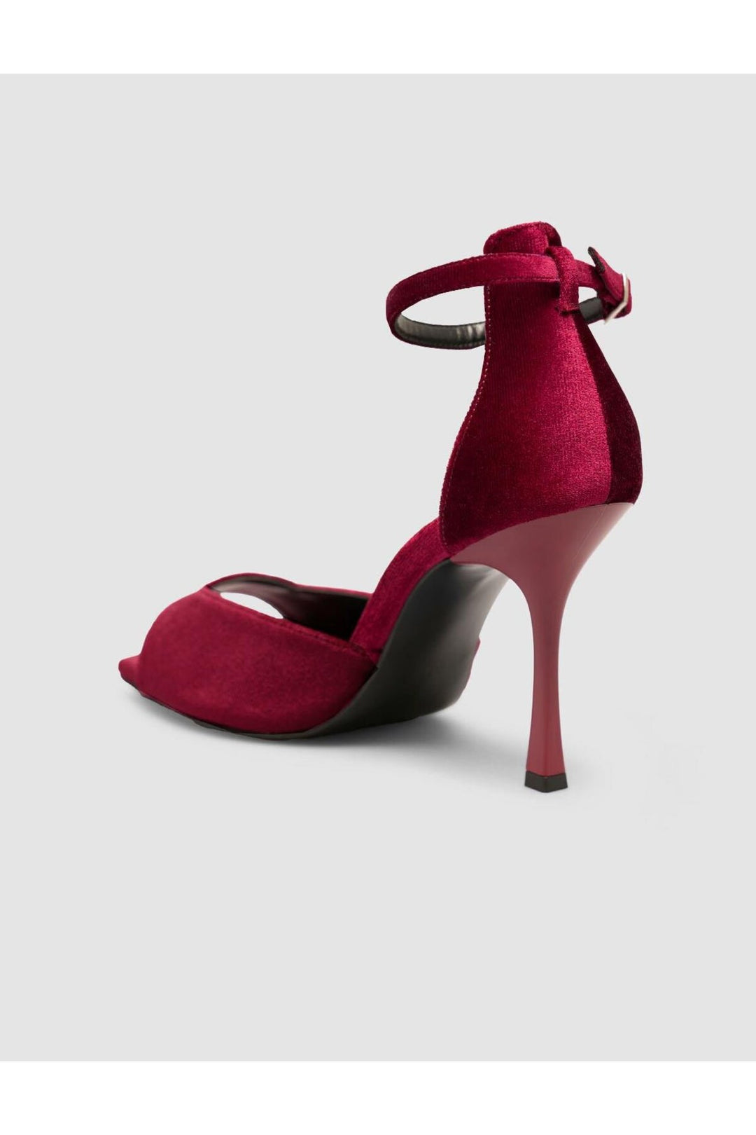 Cabani Shoes Escarpins à talon avec boucle à la cheville en velours. - Bordeaux