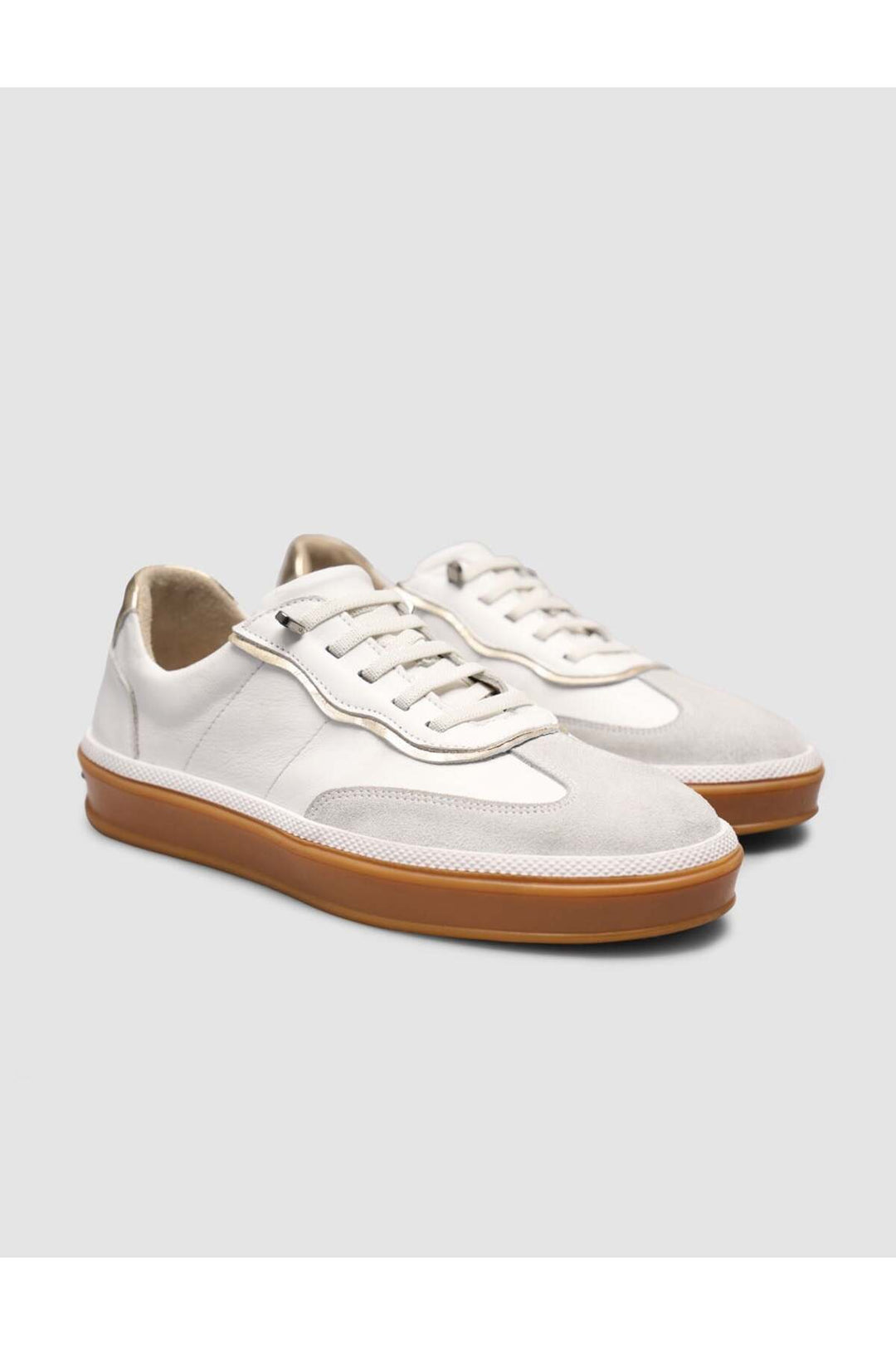 Cabani Shoes Baskets pour femmes en cuir véritable de veau blanc à lacets - Blanc