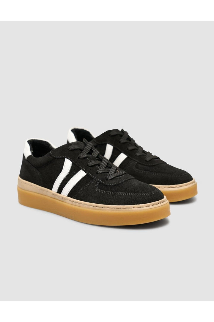 Cabani Shoes Baskets femme en suède noir avec bande. - Multicolore