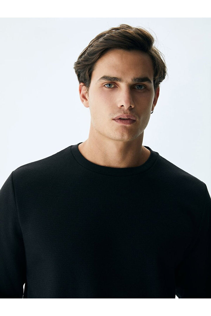 LTB Sweat noir à col rond