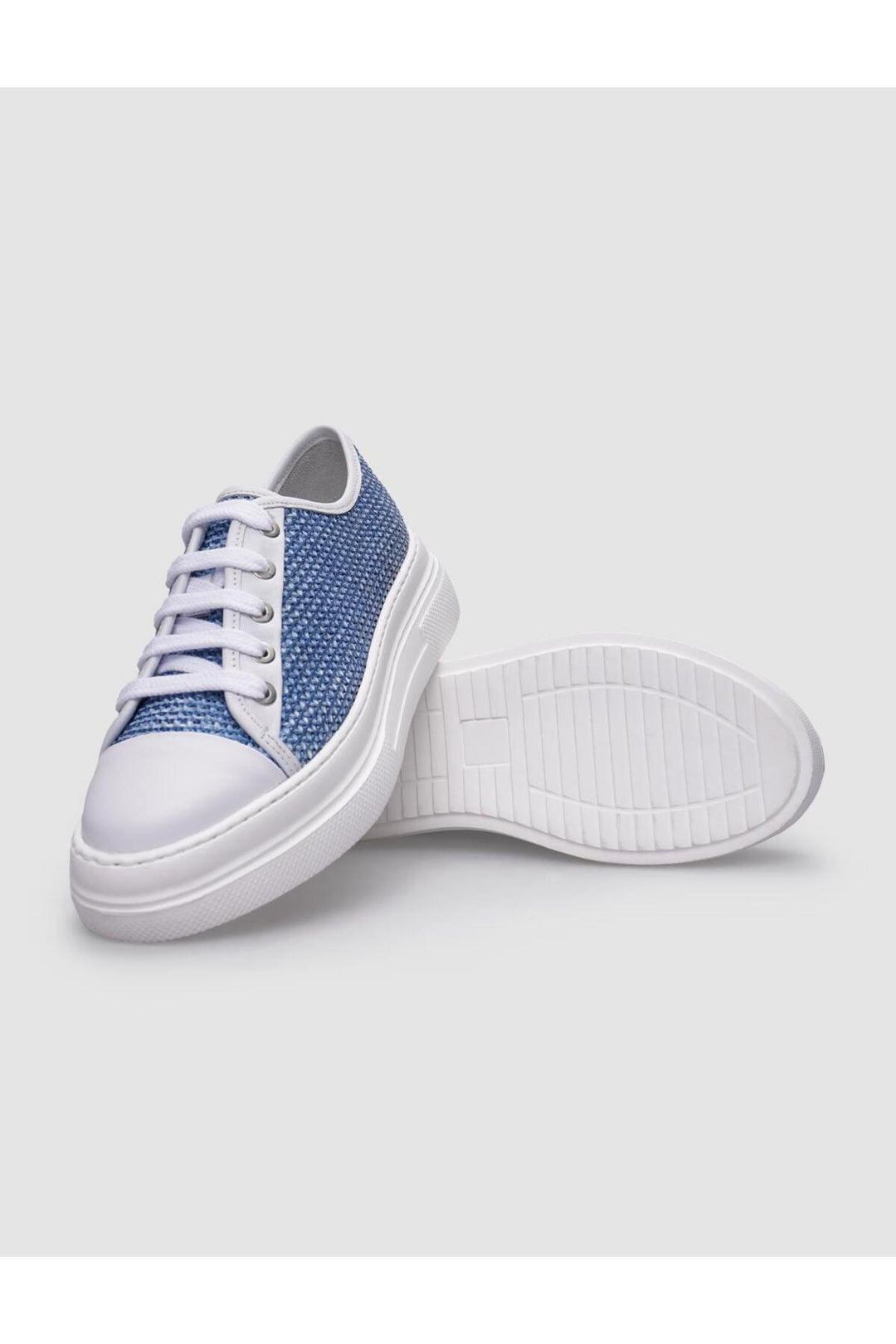 Cabani Shoes Baskets de sport pour femmes en cuir véritable 100 % blanches et bleues avec lacets. - Blanc