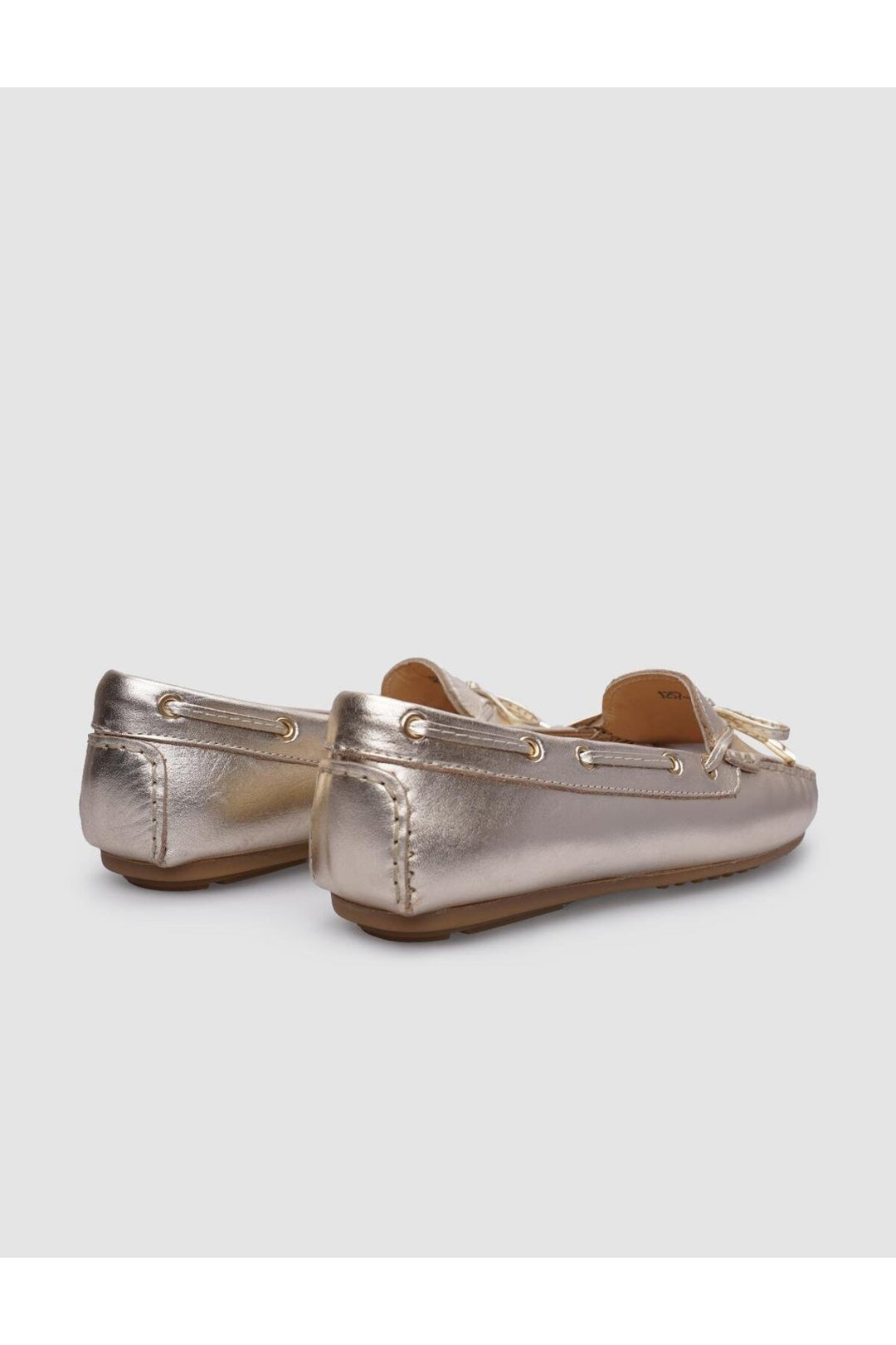 Cabani Shoes Chaussures pour femmes en cuir véritable 100% avec détails en nœud couleur or. - Doré