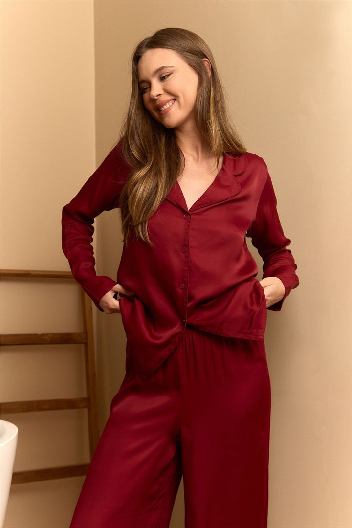 Lovely Things Ensemble pyjama à manches longues en satin DARLENE - Bordeaux