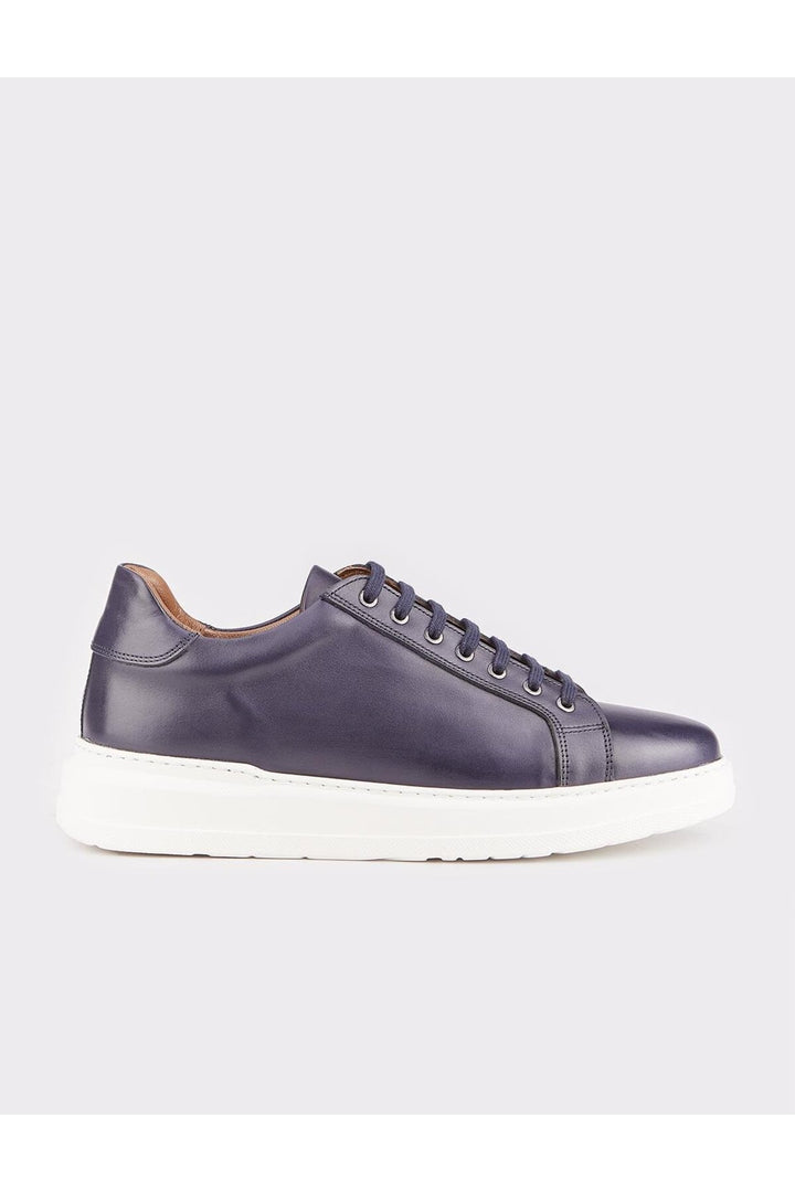 Cabani Shoes Chaussures de sport en cuir véritable bleu marine à lacets pour homme avec semelle blanche. - Bleu marine