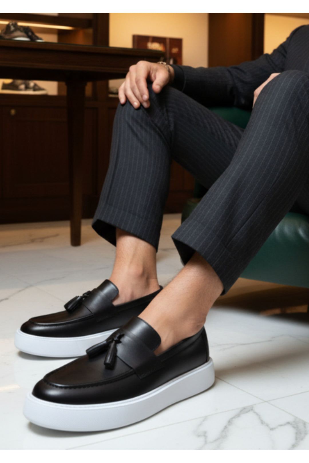 Wavelys GERARDO Mocassin en cuir véritable pour homme, style décontracté et élégant. - Noir