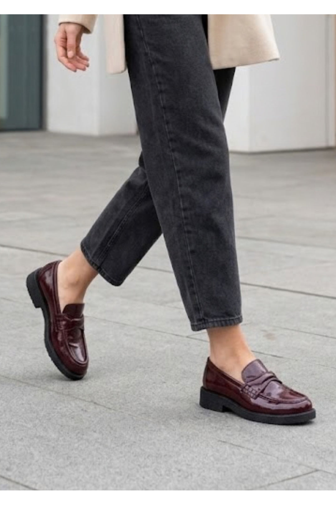Wavelys Gabri Chaussures Femme Confortables Élégantes en Cuir Verni Noir à Semelle Souple et Flexible - Bordeaux