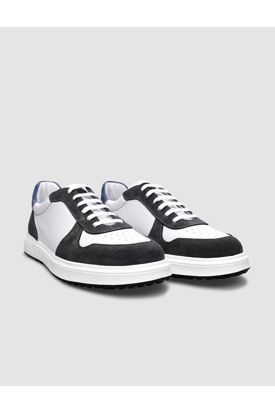 Cabani Shoes Chaussures pour hommes en cuir véritable 100% blanc-gris en suède avec lacets. - Blanc