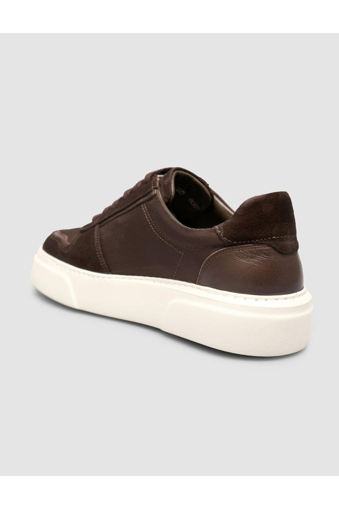 Cabani Shoes Baskets pour femmes en cuir suédé avec design en maille marron - Marron