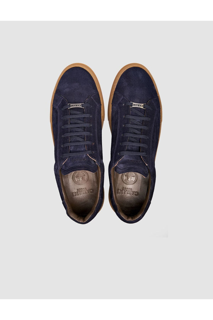Cabani Shoes Sneaker pour homme en cuir bleu marine à lacets avec semelle marron. - Bleu marine