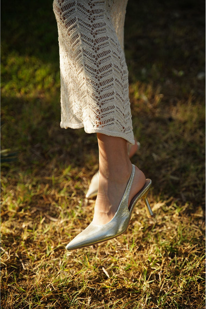 Wavelys Guida Satin Cuir Escarpin à Talon Femme - Satin Beige - Or
